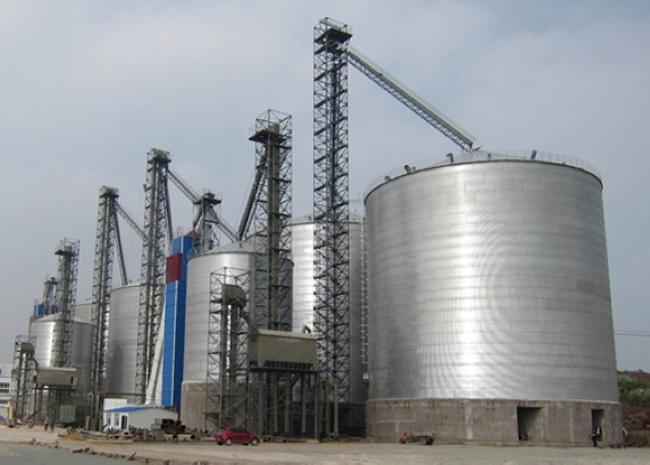 江州大型钢板库构造参数及水泥储存质量